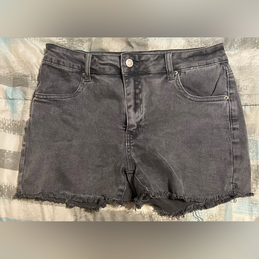 Zenana Outfitters Black Jean Shorts Distressed High-Waisted